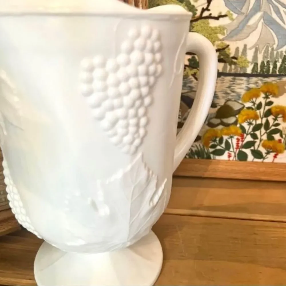 Vintage Milk Glass Harvest Grape Pitcher And 2 Glasses Set - Picture 4 of 8